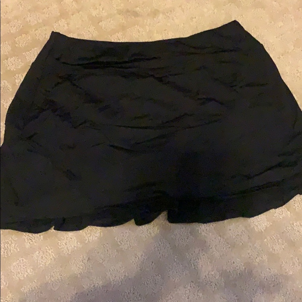 Lija black tennis skirt sz small.